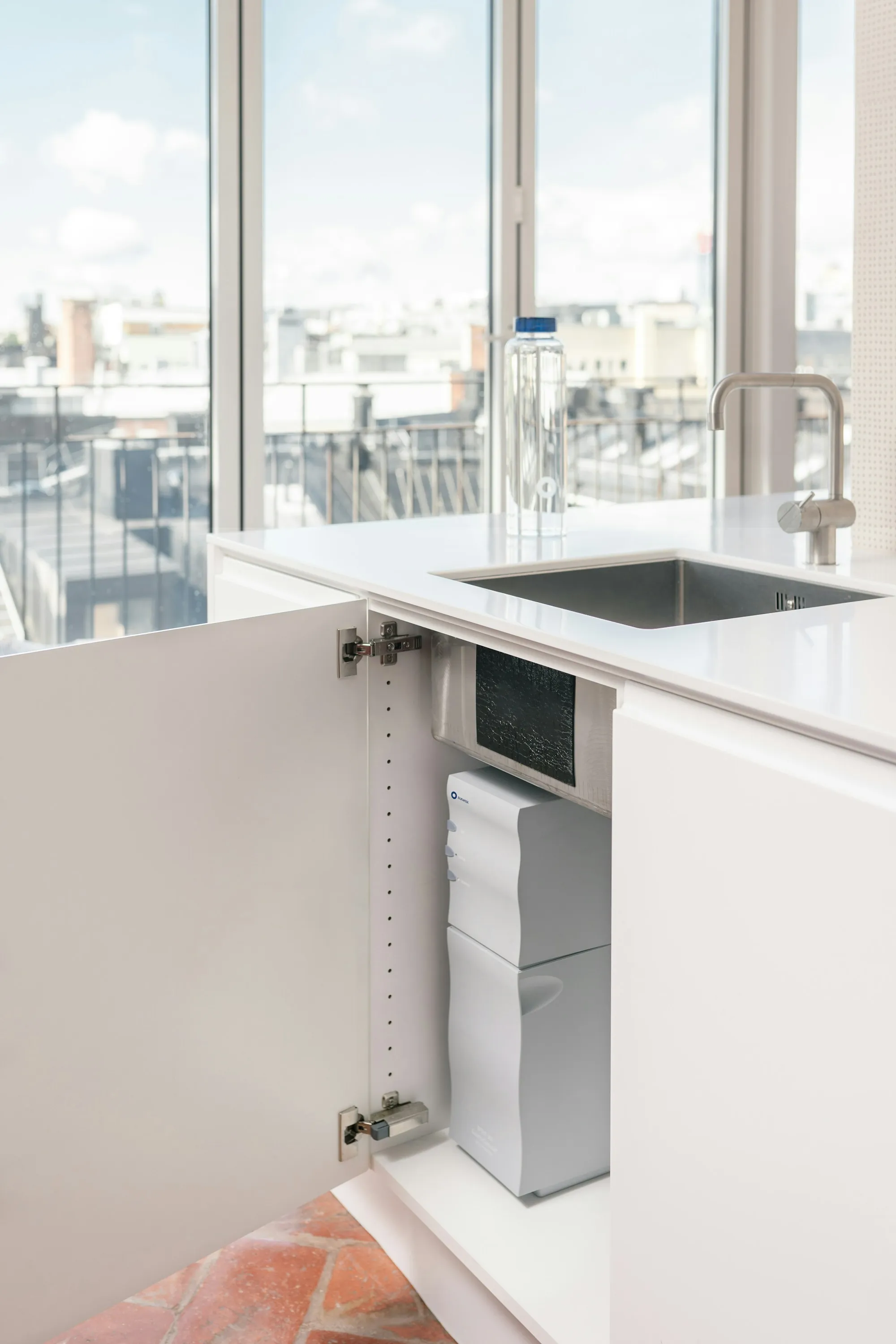 Kitchen sink and faucet in a modern home